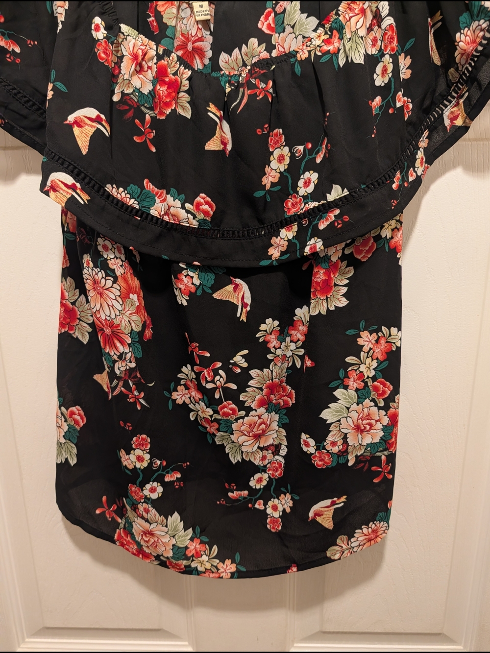 Lily White Black Off-Shoulder Top with Coral and Cream Floral Print - Picture 5 of 8